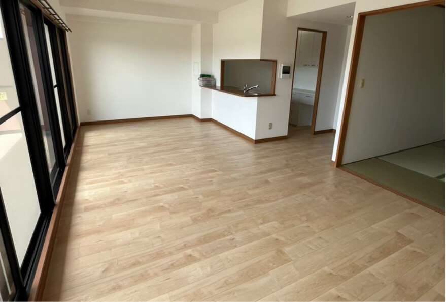 内装（フローリング張替）写真