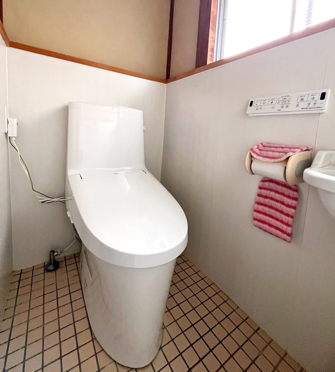 B様邸　トイレ工事