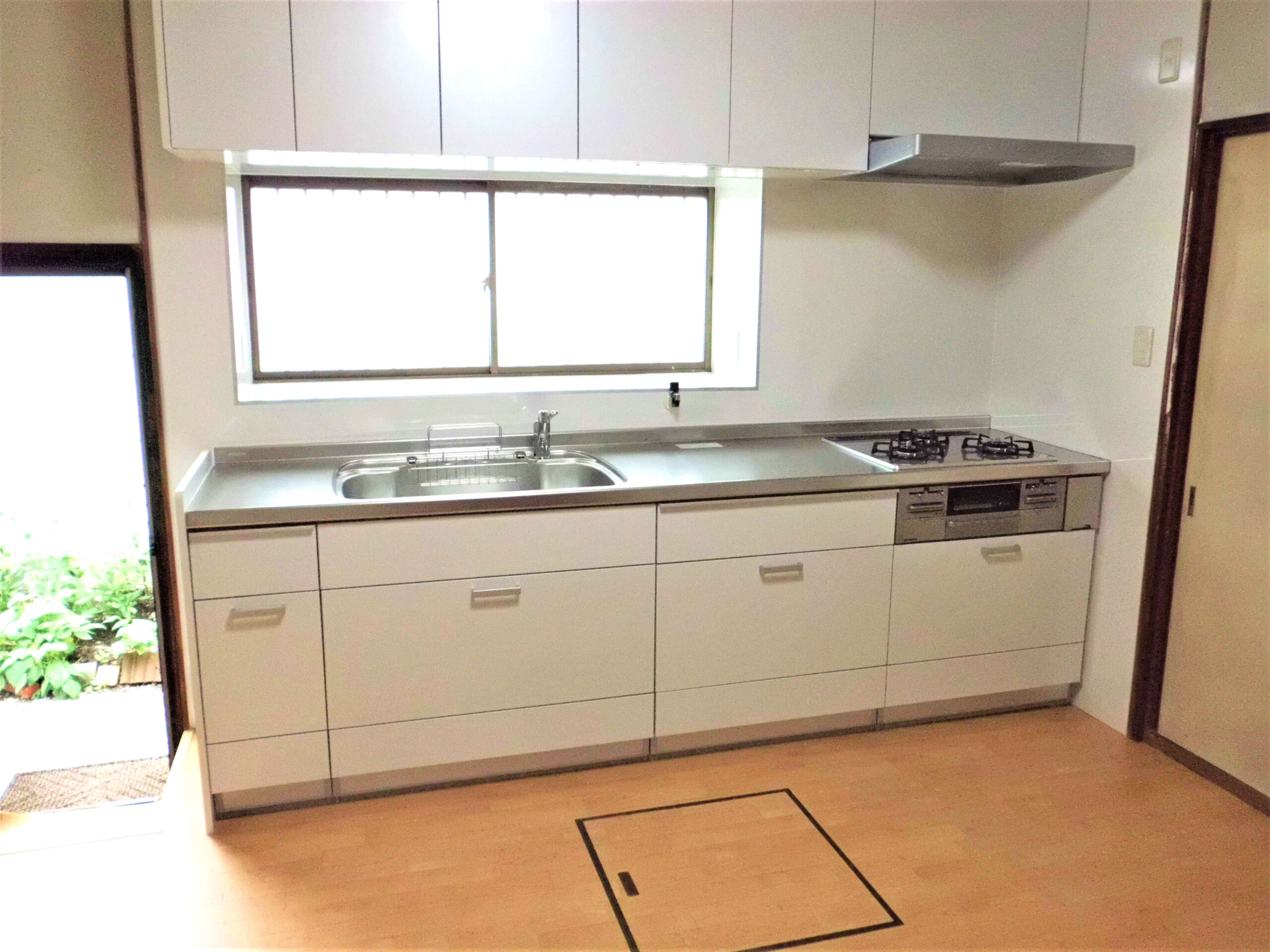 B様邸　キッチン工事